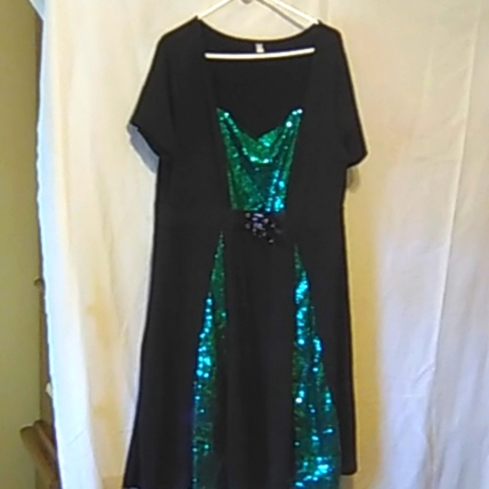 3× Rose gal dress